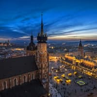 Krakow: Old Secrets, Tales & Kings Evening Guided Tour