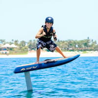 Dubai Marina Wakeboarding, Wakesurfing & E-Foil Experience