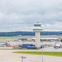 London Gatwick Airport Private Transfer — gallery 1