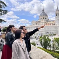 Madrid: Old Town Guided Tour + Royal Palace Fast Track Entry & Visit — gallery 1