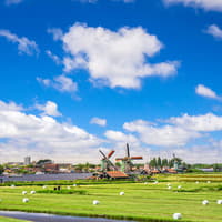 From Amsterdam: Zaanse Schans, Volendam, Edam and Marken Guided Tour — gallery 3