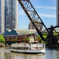 90-min Chicago River and Lake Michigan Architecture Cruise by Wendella — gallery 1