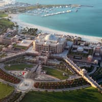 Discover Abu Dhabi: Premium Multilingual Guided Tour with Hotel Transfers — gallery 1