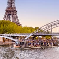 Seine River 1-Hour Sightseeing Cruise from the Eiffel Tower — gallery 1
