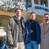 Barcelona: Professional Photoshoot at Casa Batlló & Casa Milà — gallery 1