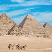جولة ركوب الدراجات الرباعية حول الأهرامات مع اختيار ركوب الجمال, القاهرة