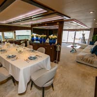Dubai Harbor: Superyacht Experience with Live Music & Drinks — gallery 3