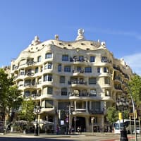 Barcelona Card: Public Transport + 40 Attractions — gallery 1