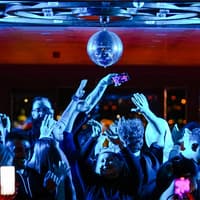 Bosphorus 4-Course Dinner Cruise with Live Show & Private Table — gallery 2