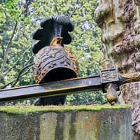 Cologne: Melaten Cemetery Guided Walking Tour — gallery 1