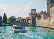 Sirmione: Walking Tour + Boat Tour