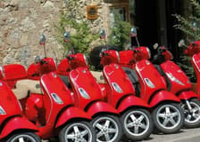 Chianti: Scenic Vespa Tour + Wine Tasting Tickets