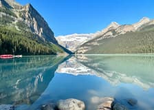 Lake Louise: Private Transfer from Calgary or Calgary International Airport