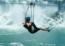 WildPlay Niagara Falls: Zipline to the Falls