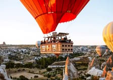 Goreme Valley Sunrise Hot Air Balloon Tour with Breakfast & Transfers