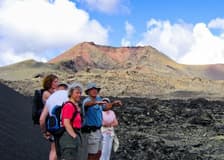 Parque Natural de los Volcanes: Guided Hike + Transfers + Snack