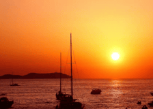 Ibiza: Sunset Boat Tour with Music, Tapas & Premium Open Bar