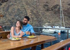 Santorini Volcanic Islands Sunset Cruise with Optional Dinner
