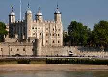 Tower of London & Crown Jewels Exhibition: Entry Ticket