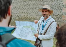 From Naples: Pompeii & Vesuvius Guided Tour with Transfers