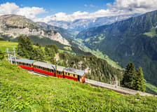 From Zürich: Grindelwald, Interlaken & Lauterbrunnen Day Trip