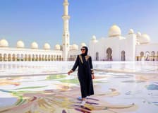 From Dubai: BAPS Hindu Temple & Sheikh Zayed Mosque Full-Day Guided Tour