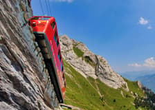 From Zürich: Golden Round Trip to Mount Pilatus with Lake Lucerne Boat Cruise