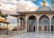 Topkapı Palace Museum: Guided Tour with Harem Section