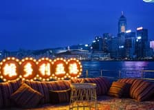 Hong Kong Victoria Harbour: Night Cruise with Unlimited Snacks & Drinks