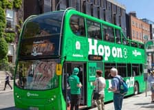 DoDublin: Hop-On Hop-Off Bus Tour + Live Guide