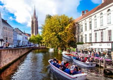 From Brussels: Bruges & Ghent Tour with Cruise & Chocolate Tasting