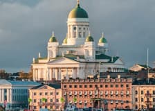 Helsinki: Private Guided Walking Tour with a Sociologist
