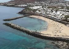 Lanzarote: Stand-up Paddleboarding Class + Transfer