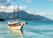 From Rio: Angra dos Reis Full-Day Tour with Schooner Cruise