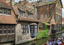 Bruges and Ghent: Historical Guided Day Trip from Brussels