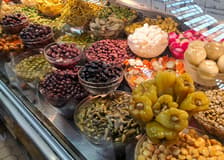 Valencia: Guided Traditional Food Tour