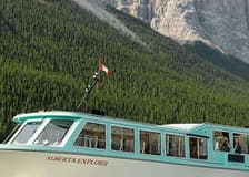 Lake Minnewanka Boat Cruise