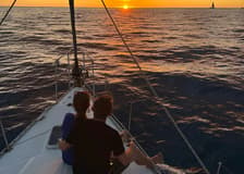Waikiki: Day & Sunset Sailing Experience