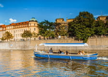 Prague Sightseeing Boat Cruise to Devil's Channel