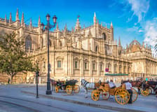 Alcázar of Seville + Seville Cathedral + La Giralda Skip-the-Line Guided Tour