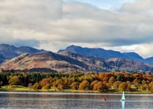 Windermere & The Lake District: Guided Day Tour from Manchester