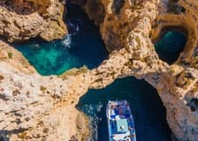 Ponta da Piedade Caves: 2.5-Hr Costal Cruise Tour from Lagos