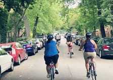 Chicago: Guided Food Tasting + Bike Tour