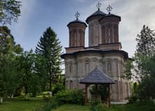 From Bucharest: Mogosoaia Palace & Snagov Monastery (Dracula's Tomb) Day Tour