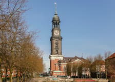 Hamburg City Pass: Included Entry to Multiple Attractions & Public Transport