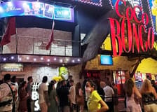 Coco Bongo Playa del Carmen: Entry