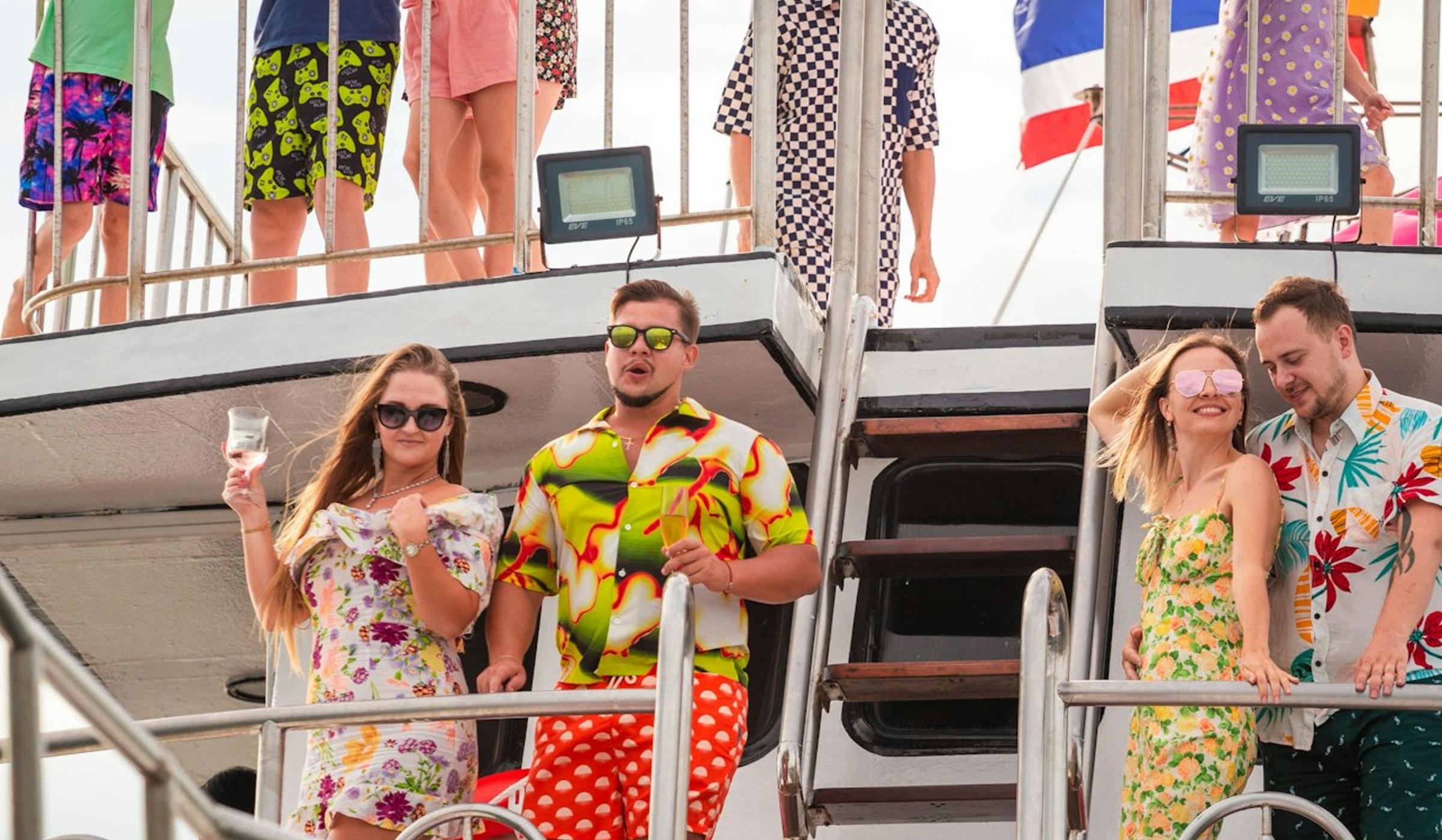 Phuket Cruises & Boat Transfers
