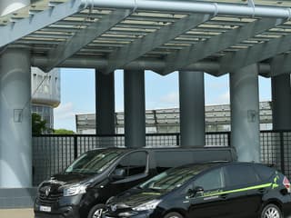 Orly Airport: Shuttle Transfer To or From Accommodation in Paris — gallery 3