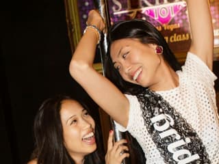 Las Vegas Strip: 75-Min Pole Dancing Class by Stripper 101 — gallery 2