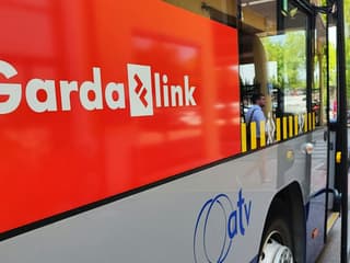 Torri Del Benaco: Garda Link Bus + Train from Venice